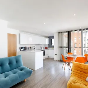 Central Brighton Apartment Apartment