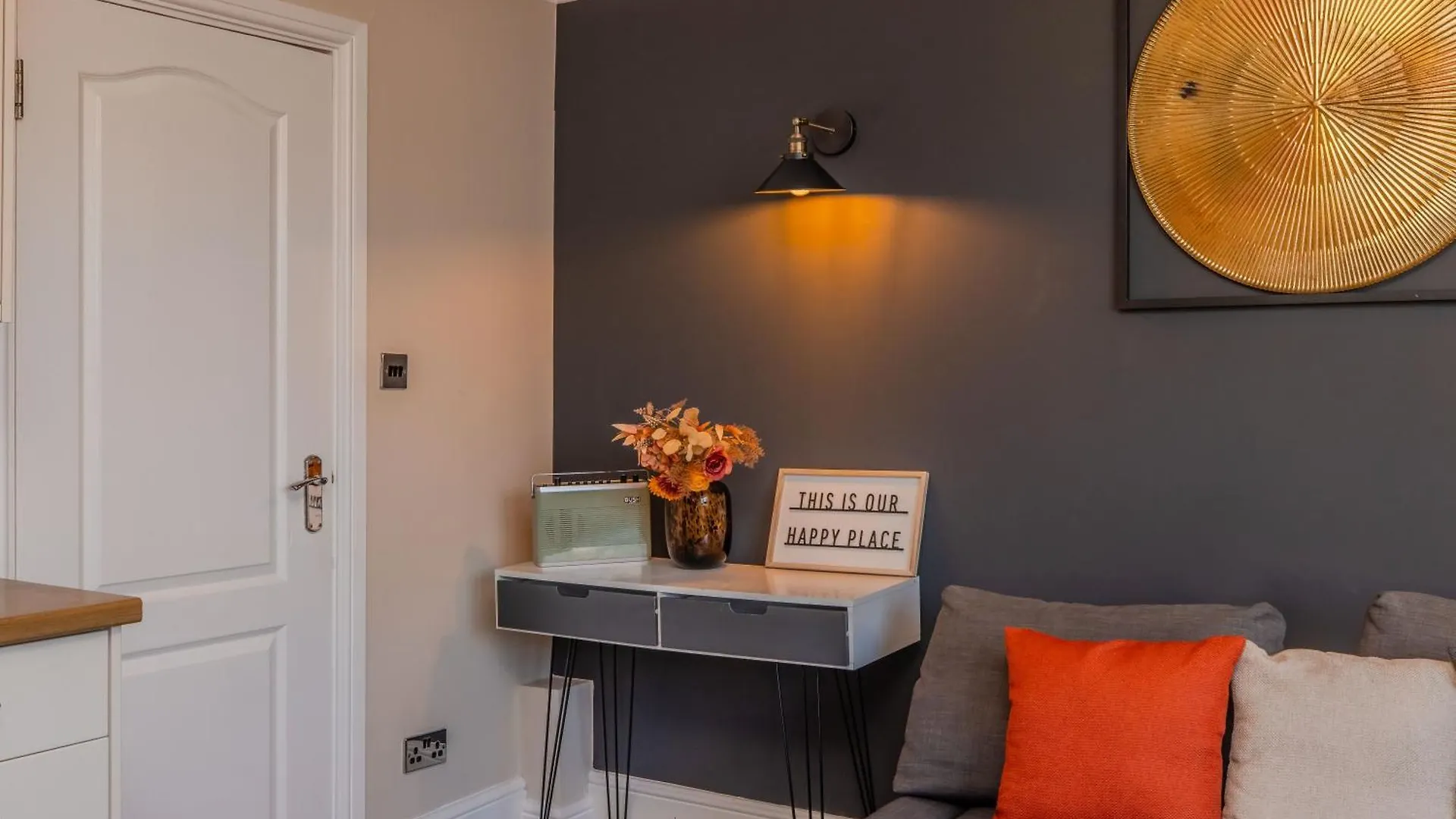Roomy 2-Bedroom For A Peaceful Stay Brighton 0*,  United Kingdom